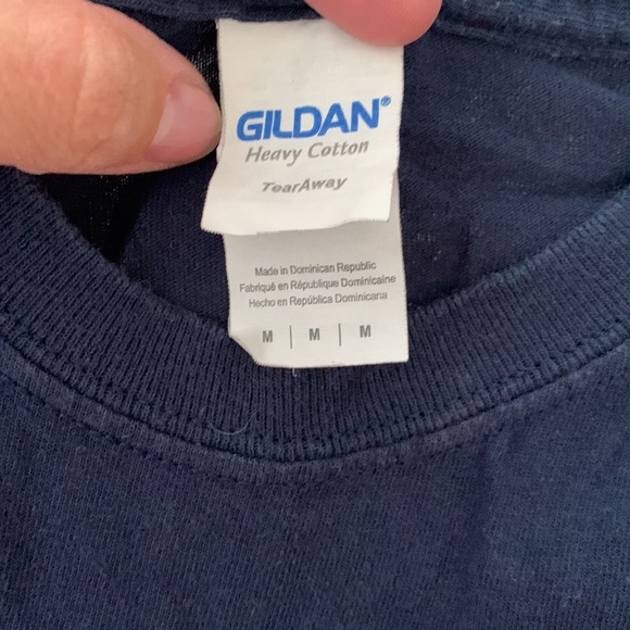 University of Virginia basketball t shirt men’s size medium. - Picture 3 of 3